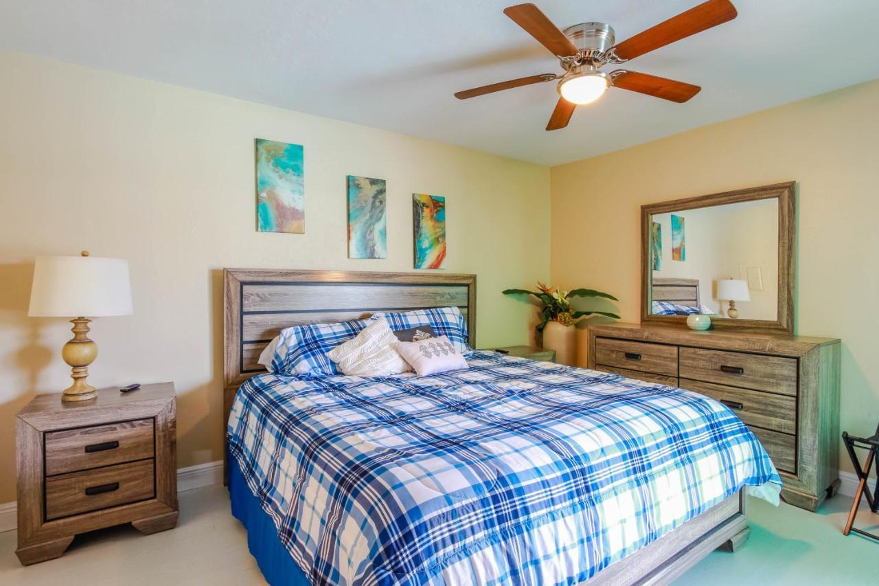 Seatuit Condominiums With Boat Slip Cape Coral Bagian luar foto