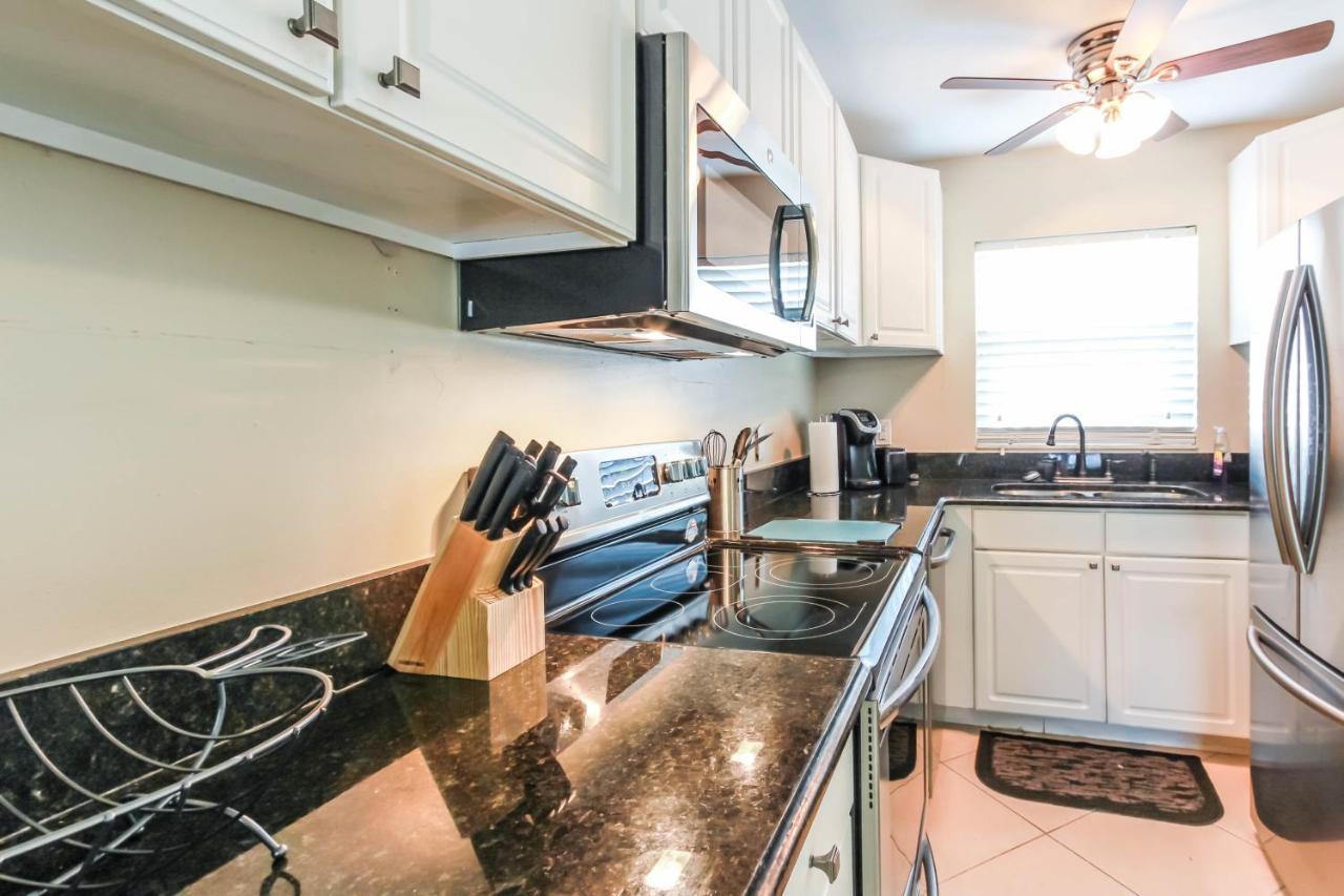 Seatuit Condominiums With Boat Slip Cape Coral Bagian luar foto