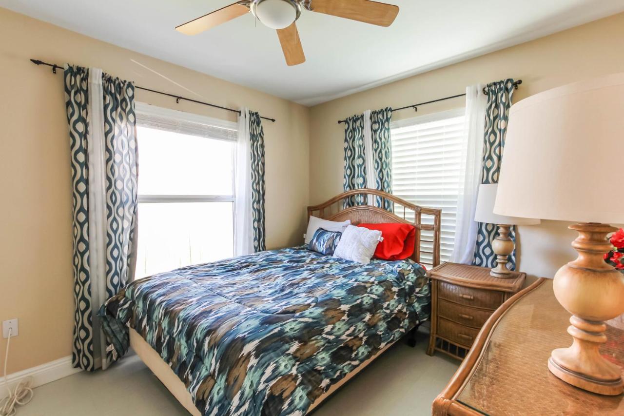 Seatuit Condominiums With Boat Slip Cape Coral Bagian luar foto